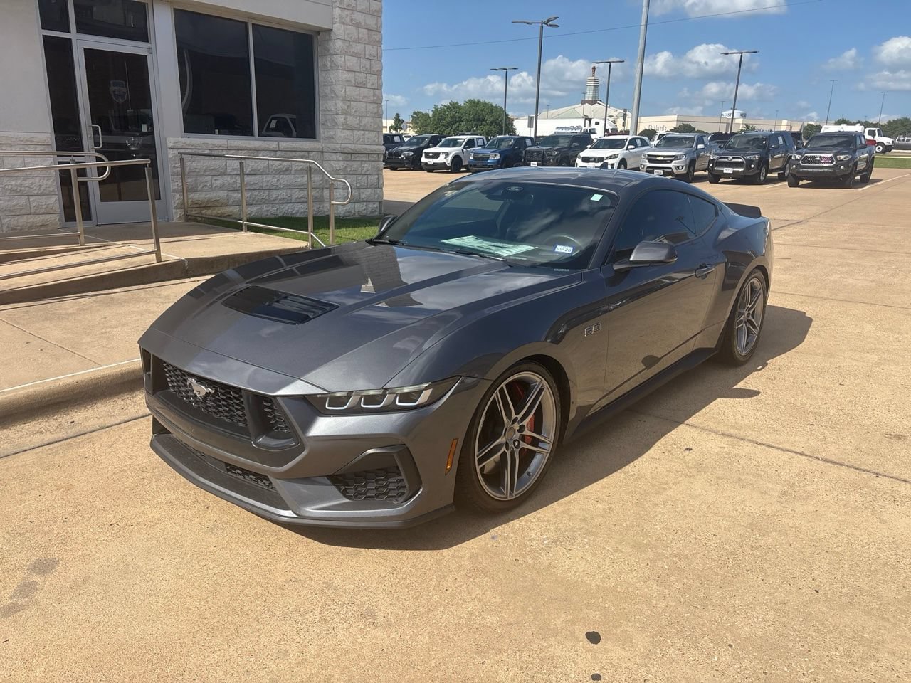 Used 2024 Ford Mustang GT Premium RWD image 1