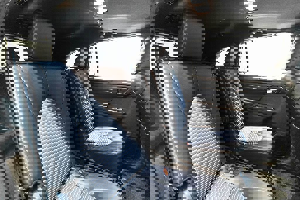 Certified 2025 Toyota Highlander XSE image 29