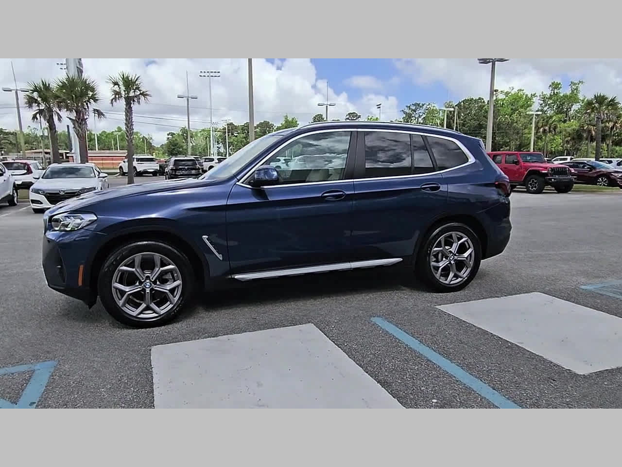 Used 2024 BMW X3 xDrive30i w/ Convenience Package AWD/4WD image 23