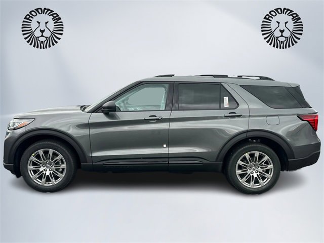 New 2026 Ford Explorer Active w/ Active Comfort Package image 8