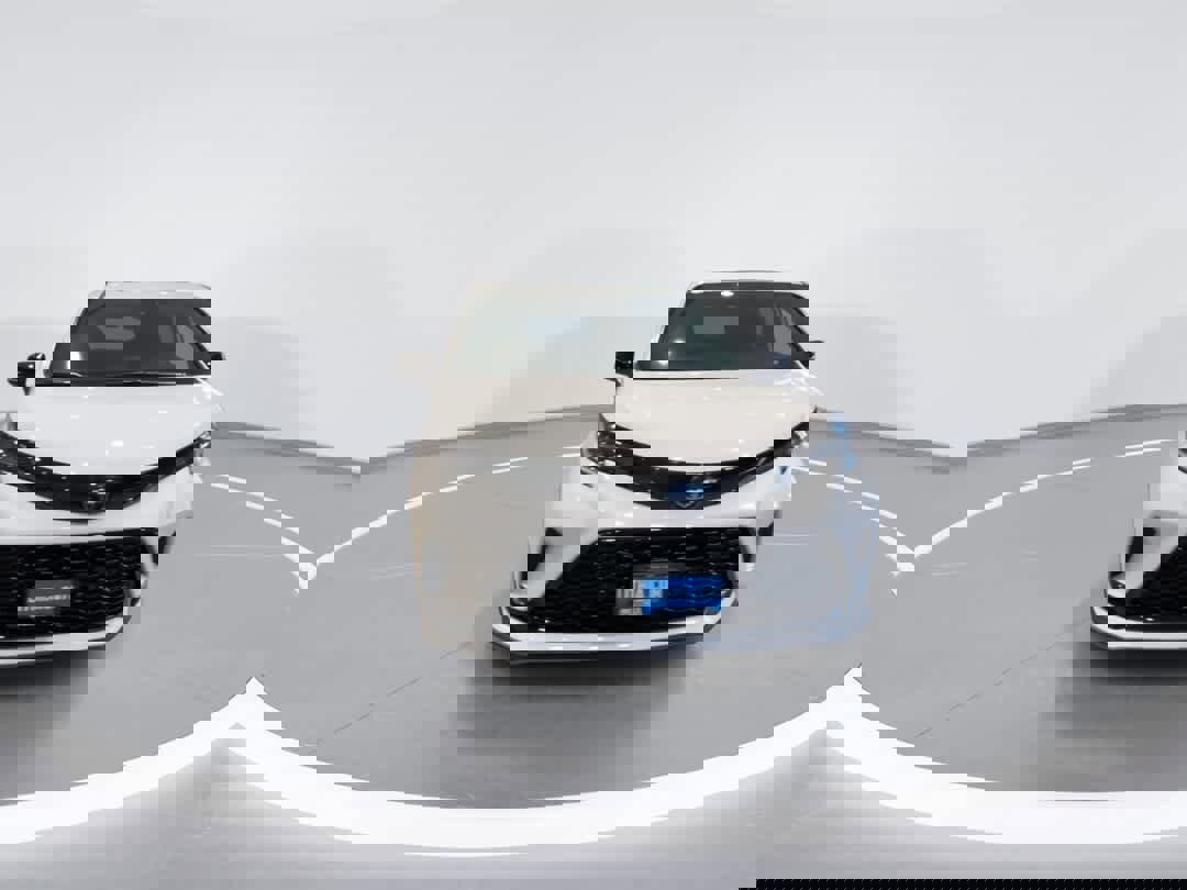 Used 2025 Toyota Sienna XSE w/ XSE Premium Package image 3