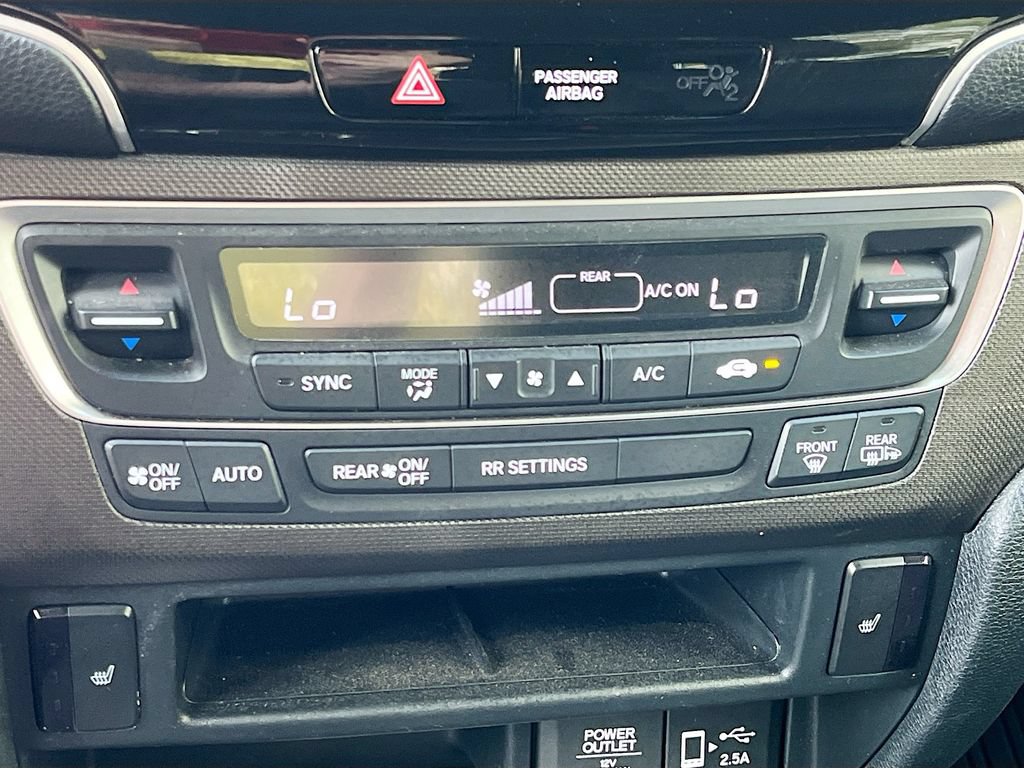 Used 2022 Honda Passport TrailSport image 16