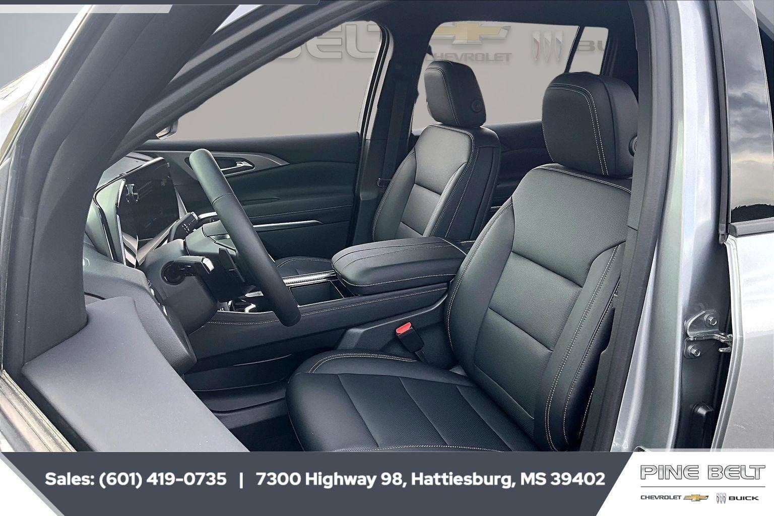 New 2026 Chevrolet Traverse LT w/ Driver Confidence Package image 18