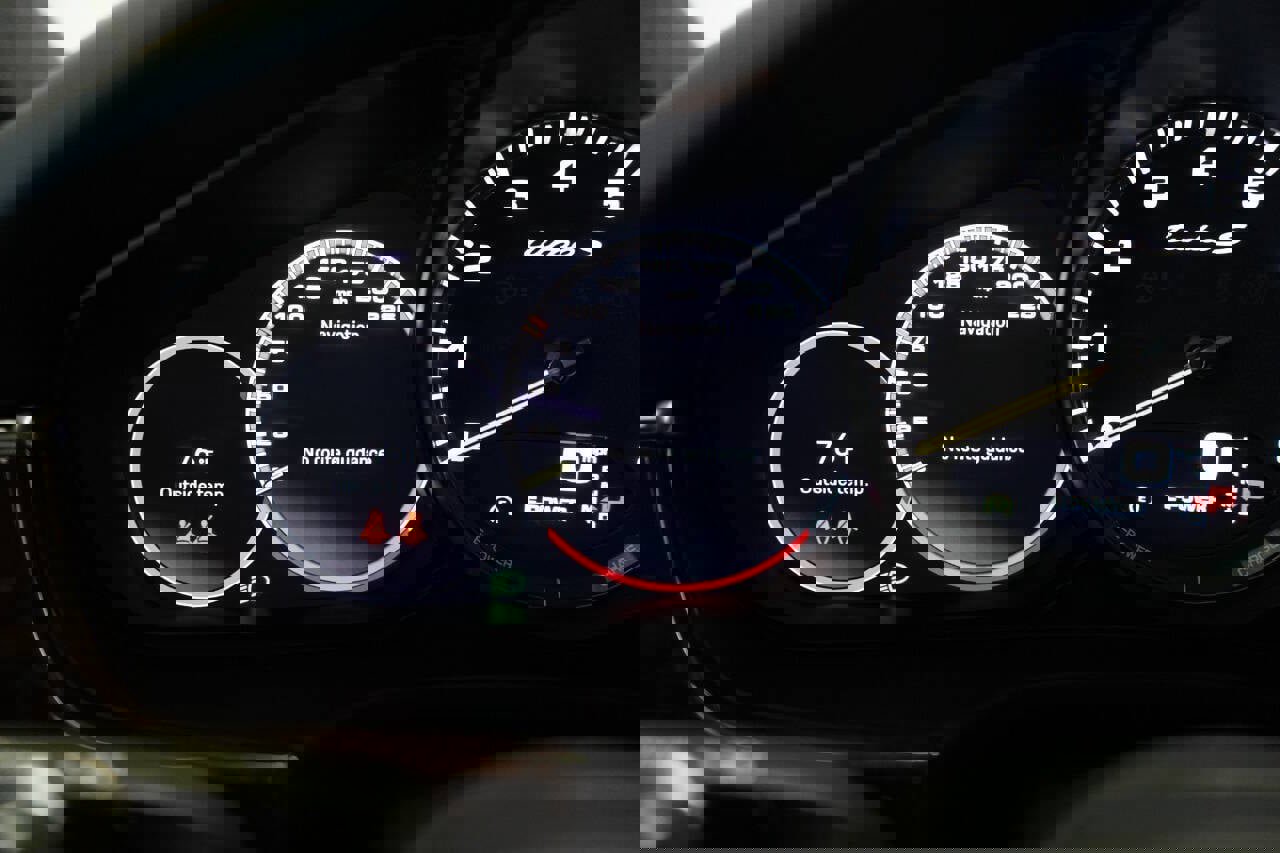 Used 2023 Porsche Panamera Turbo S image 98