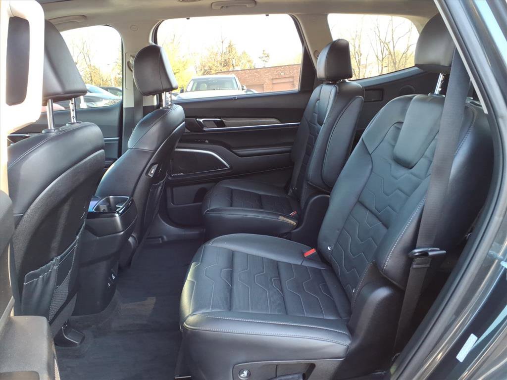 Used 2022 Kia Telluride SX w/ SX Prestige Package image 25