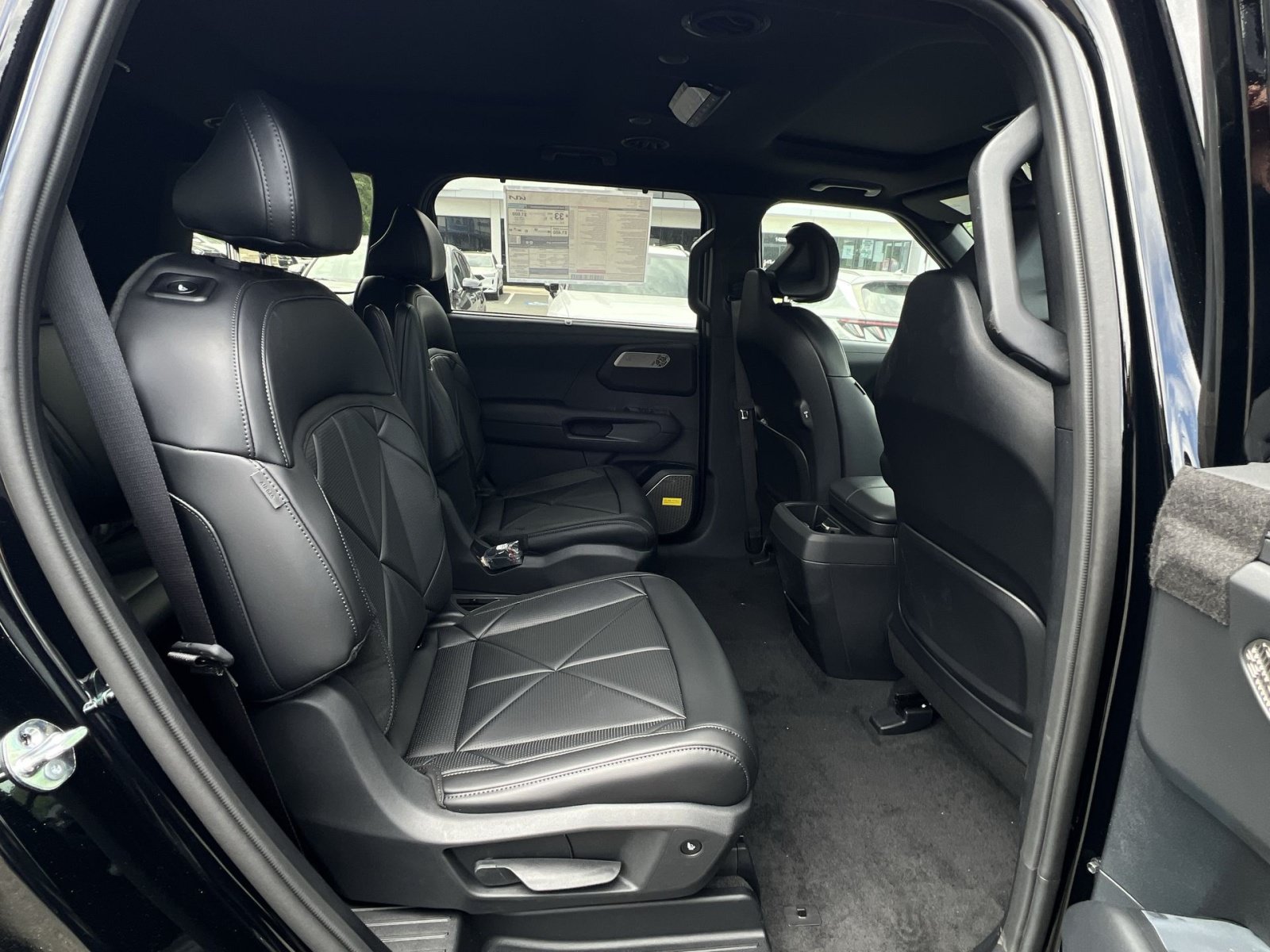 New 2027 Kia Telluride SX w/ Towing Package FWD image 41