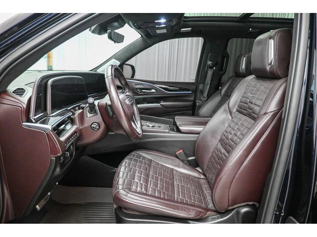Certified 2022 Cadillac Escalade ESV Premium Luxury Platinum image 10