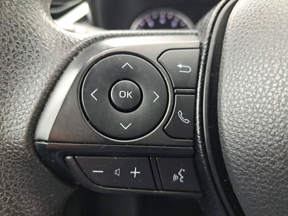 Used 2019 Toyota RAV4 LE w/ All Weather Liner Package AWD/4WD image 38