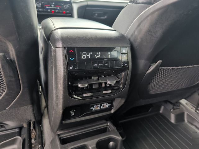 Used 2021 Jeep Grand Cherokee L Limited AWD/4WD image 35