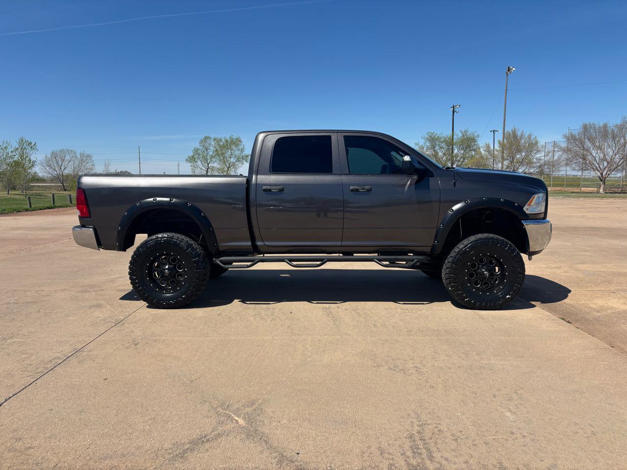 Used 2016 RAM 2500 Tradesman w/ Chrome Appearance Group image 26