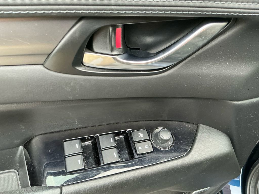 Used 2019 MAZDA CX-5 Touring AWD/4WD image 22
