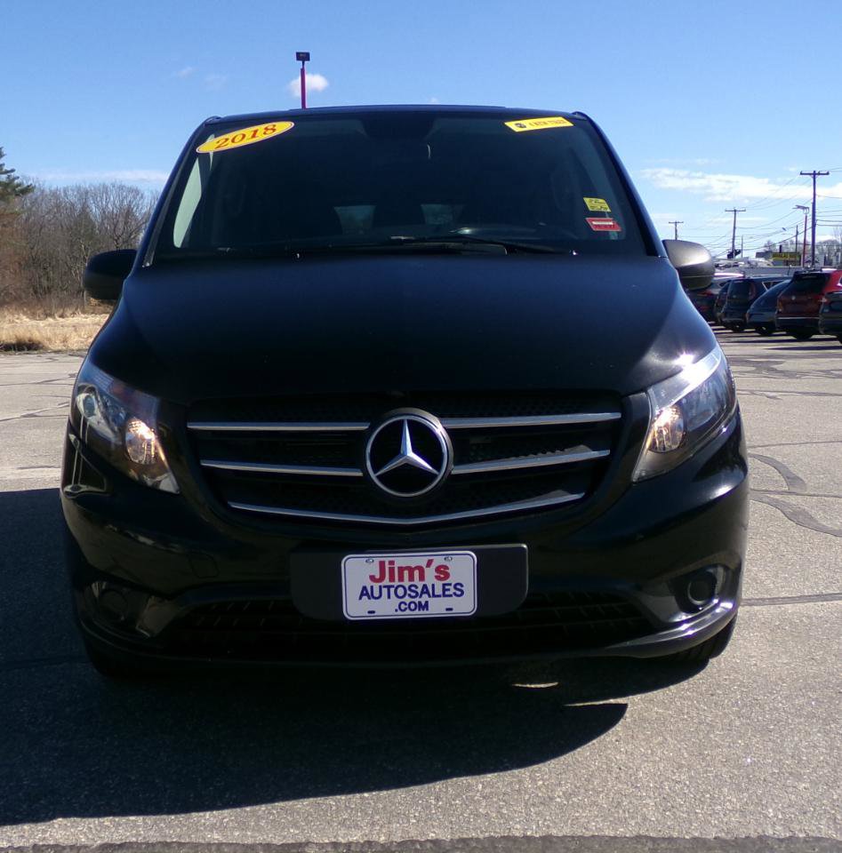 Used 2018 Mercedes-Benz Metris Passenger image 3
