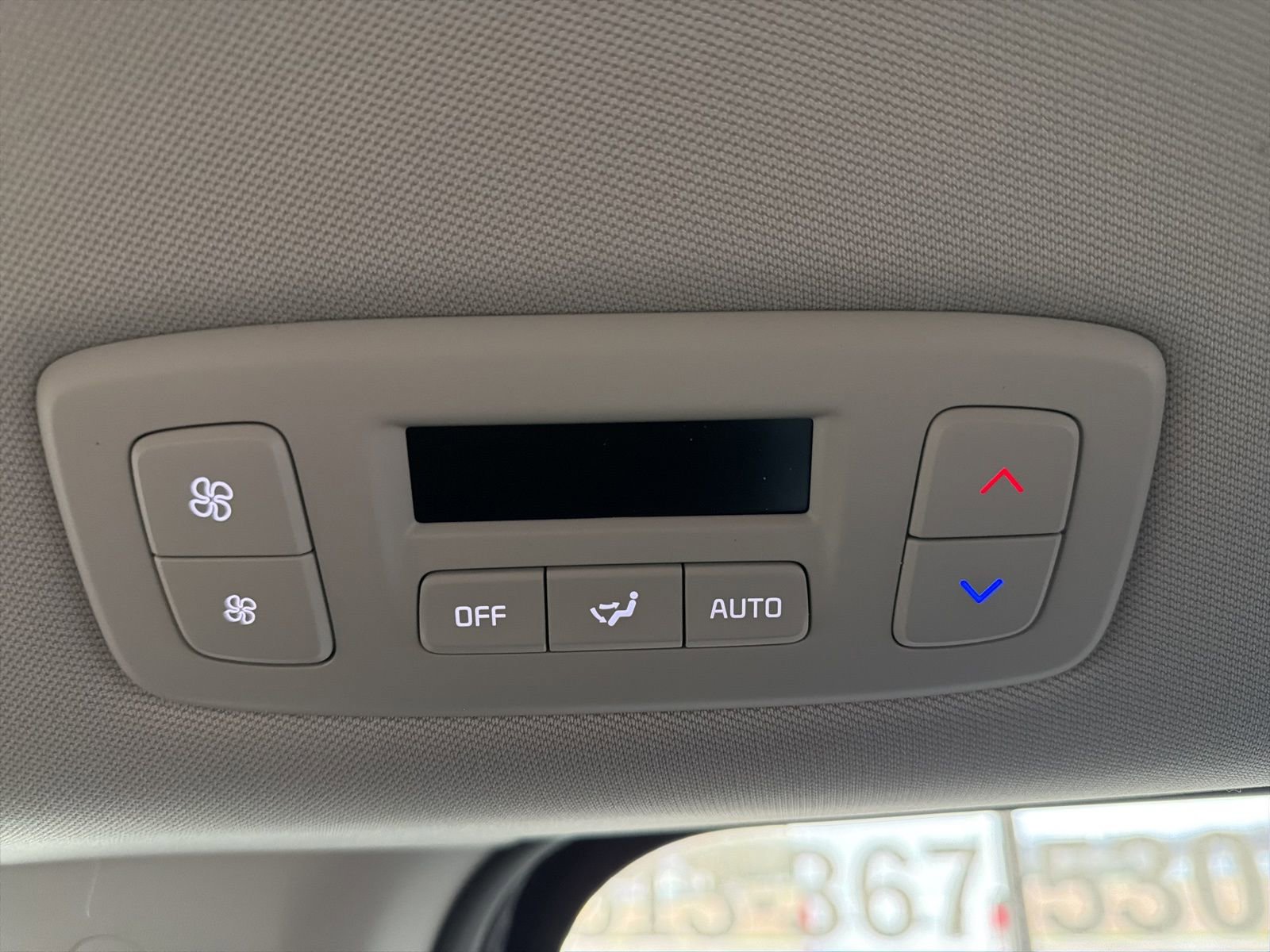 New 2026 Kia Carnival LX image 16