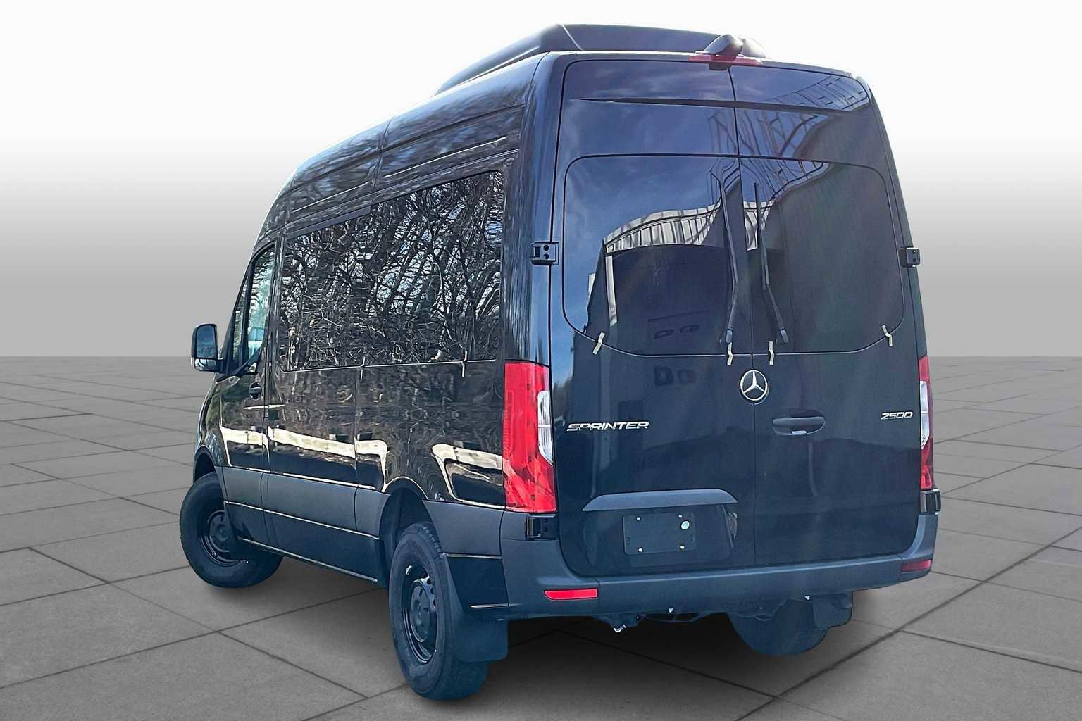 New 2025 Mercedes-Benz Sprinter 2500 image 4