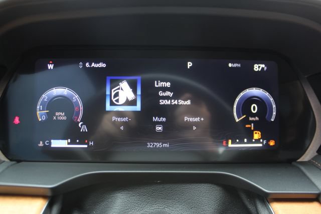 Used 2023 Jeep Grand Cherokee L Summit AWD/4WD image 18