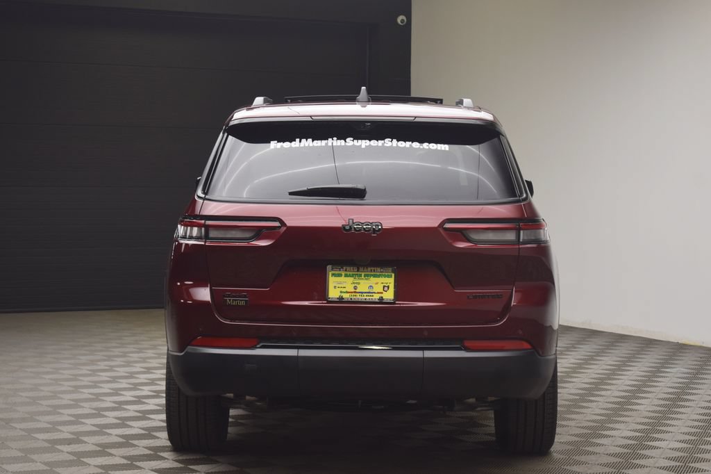 New 2025 Jeep Grand Cherokee L Limited w/ Luxury Tech Group II AWD/4WD image 13
