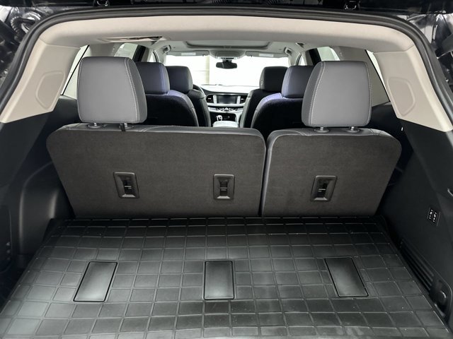 Used 2020 Buick Enclave Premium w/ Sun and Sites Package AWD/4WD image 16