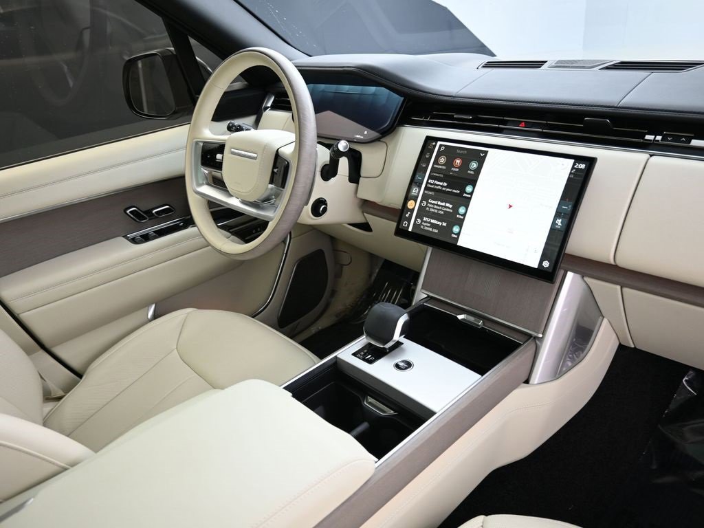 Used 2025 Land Rover Range Rover Autobiography image 27