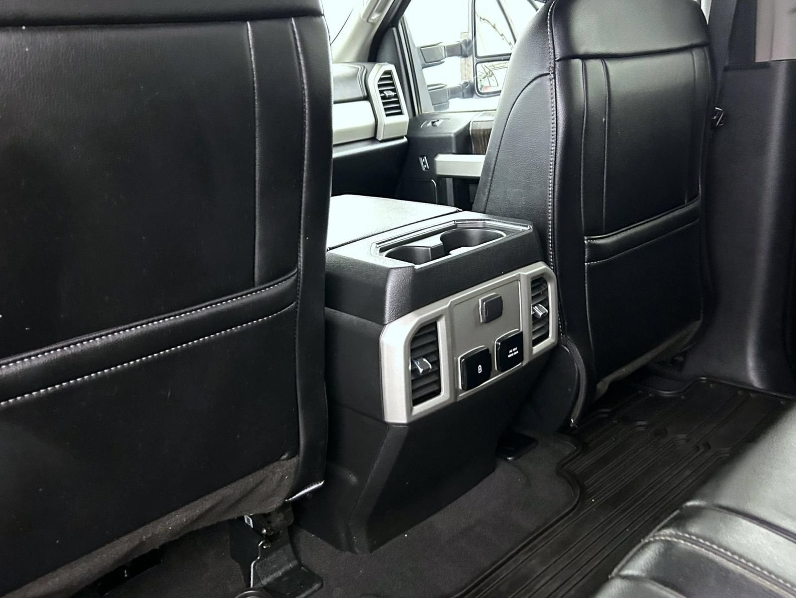 Used 2021 Ford F450 Lariat w/ Chrome Package AWD/4WD image 21