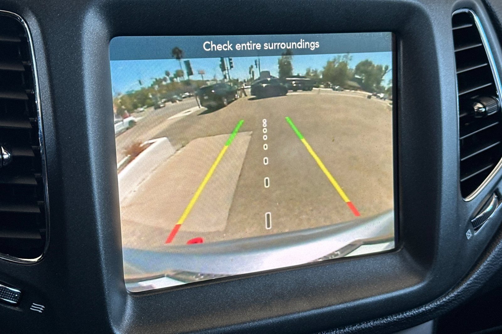 Used 2019 Jeep Compass Trailhawk w/ Leather Interior Group AWD/4WD image 20