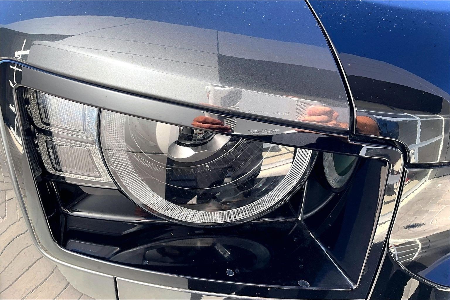 Used 2023 Land Rover Defender 130 X image 28