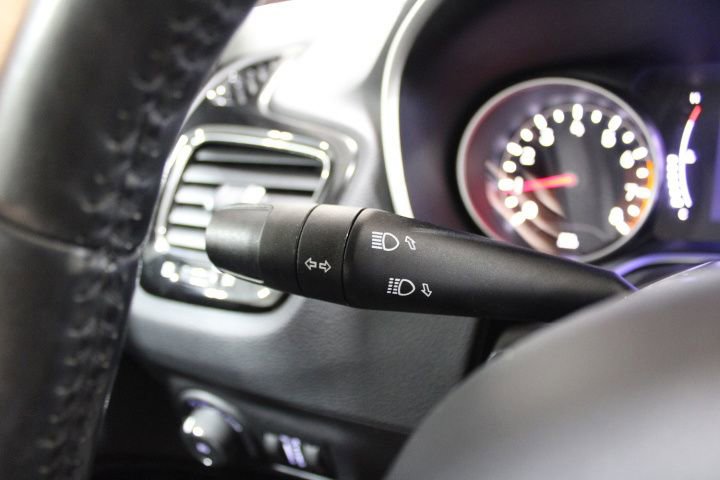 Used 2019 Jeep Compass Altitude image 42