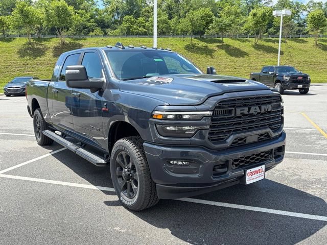 New 2026 RAM 2500 Laramie AWD/4WD image 2