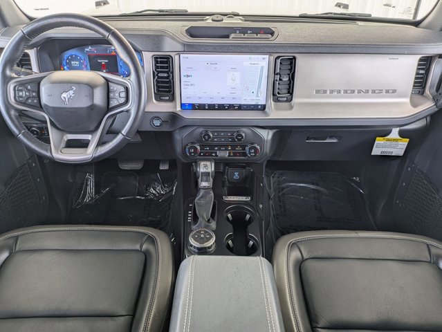 Used 2025 Ford Bronco Outer Banks AWD/4WD image 18