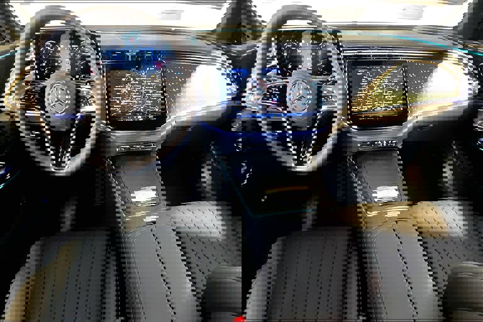 New 2026 Mercedes-Benz E 450 4MATIC Sedan image 7