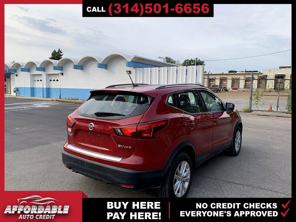 Used 2017 Nissan Rogue Sport SV image 5