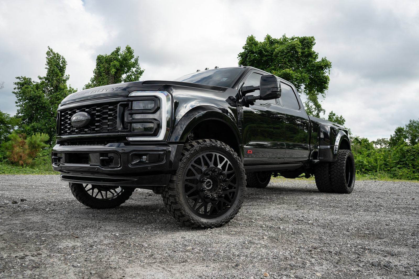 Used 2024 Ford F450 Limited AWD/4WD image 5