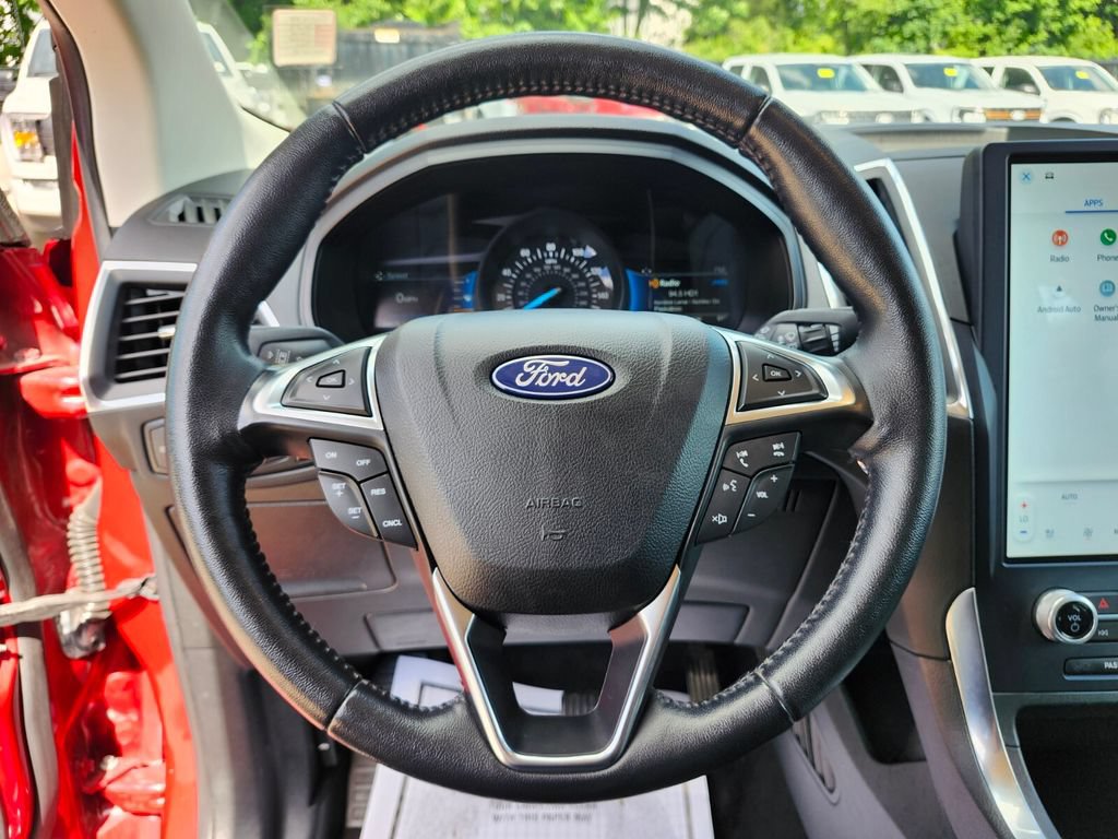 Used 2023 Ford Edge Titanium w/ Cargo Accessory Package AWD/4WD image 28