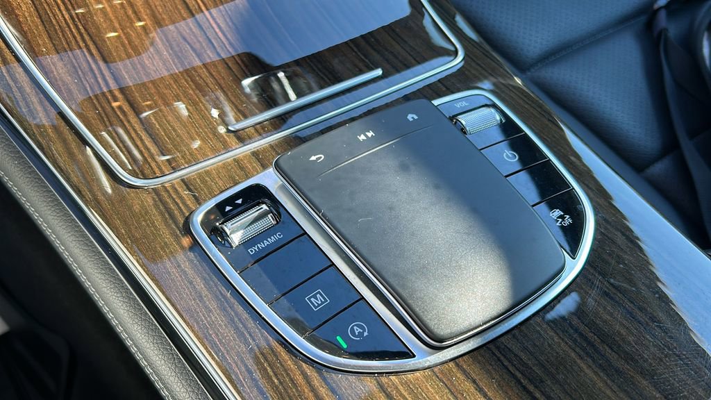 Used 2020 Mercedes-Benz GLC 300 4MATIC image 19