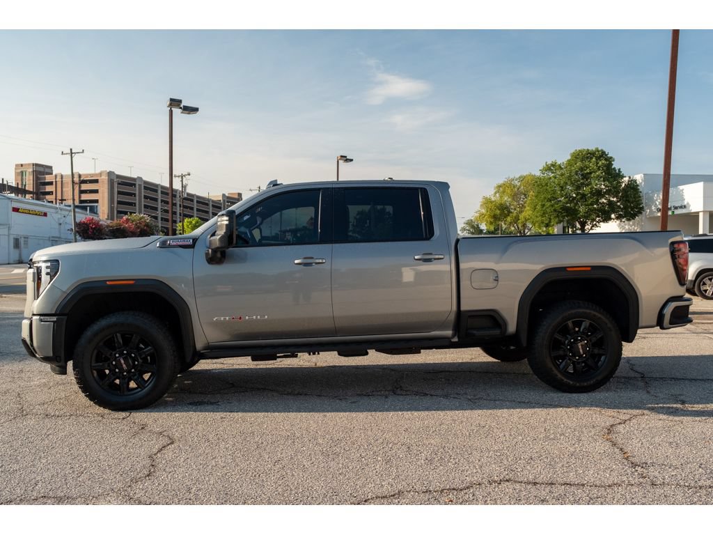 Used 2026 GMC Sierra 2500 AT4 w/ AT4 Premium Plus Package AWD/4WD image 5