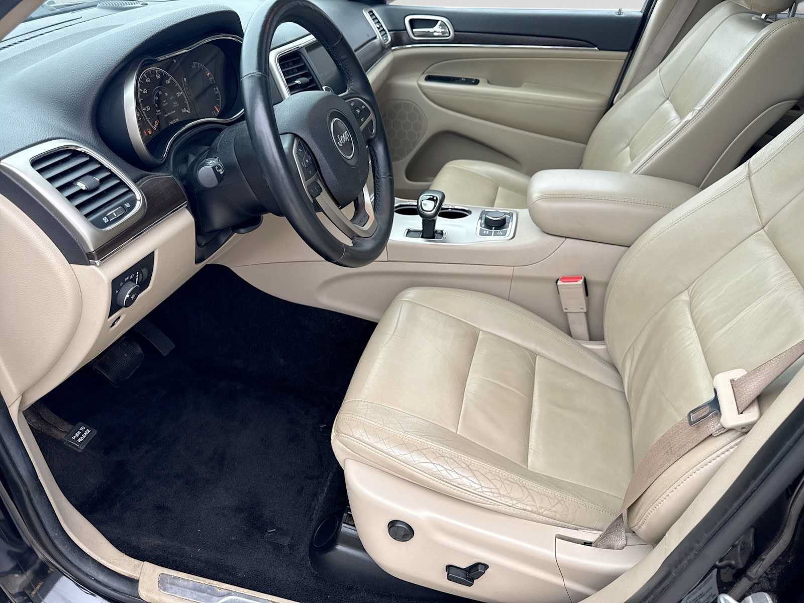 Used 2014 Jeep Grand Cherokee Limited AWD/4WD image 15