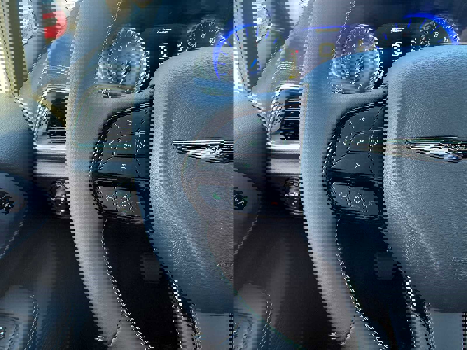 New 2026 Chrysler Pacifica Limited image 18