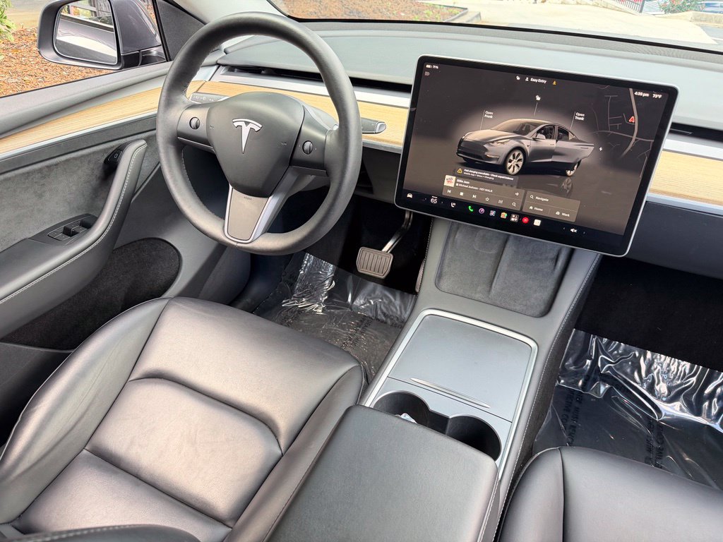 Used 2023 Tesla Model Y 2WD image 41