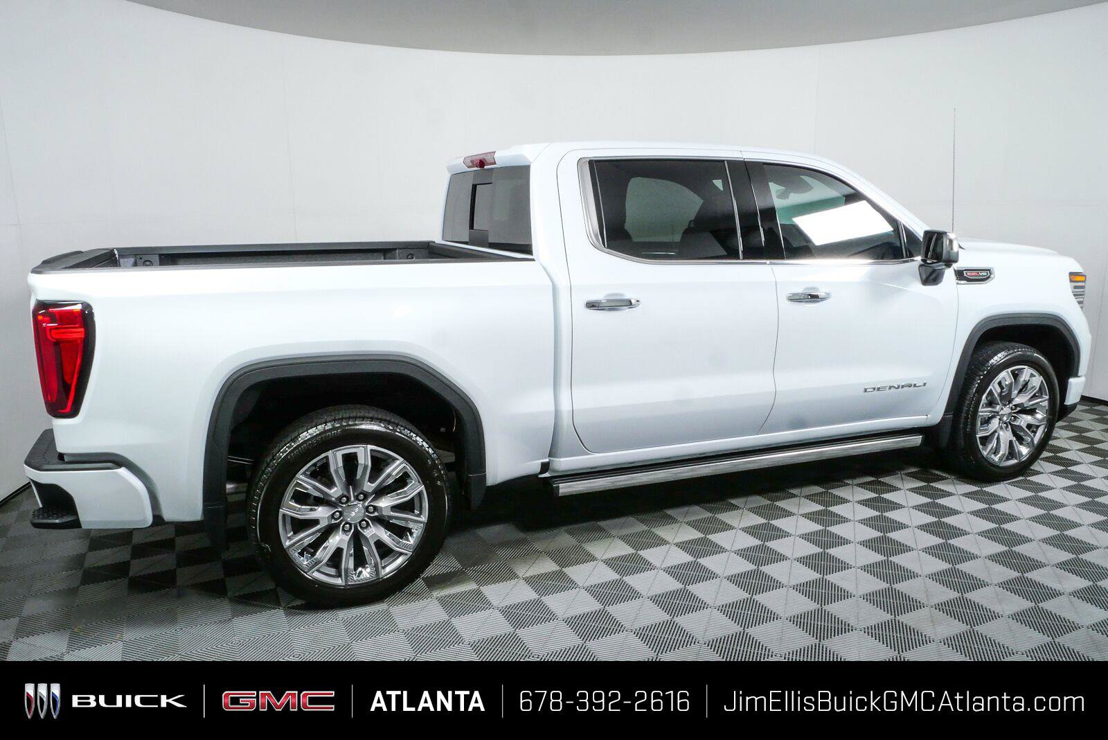 New 2026 GMC Sierra 1500 Denali AWD/4WD image 2