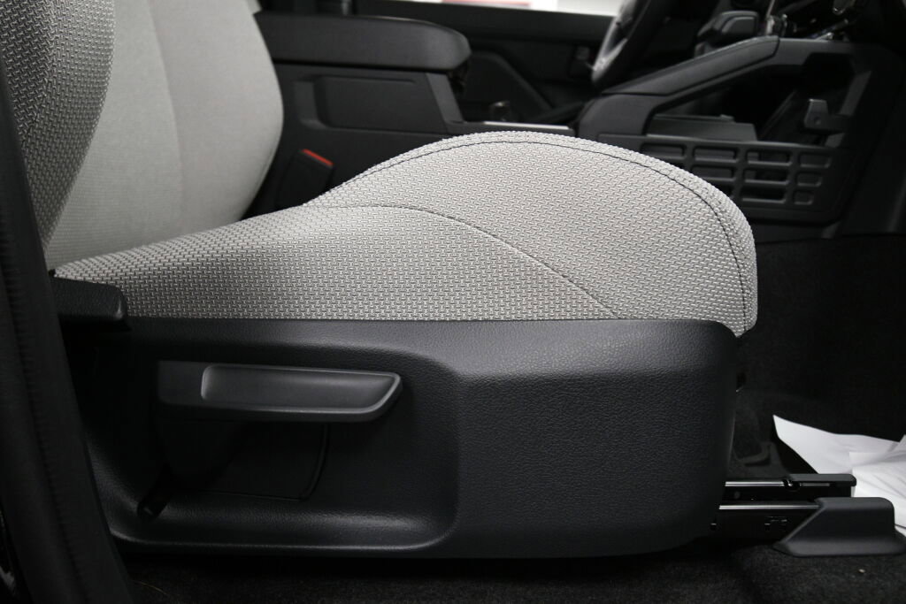 Used 2025 Toyota 4Runner SR5 image 25