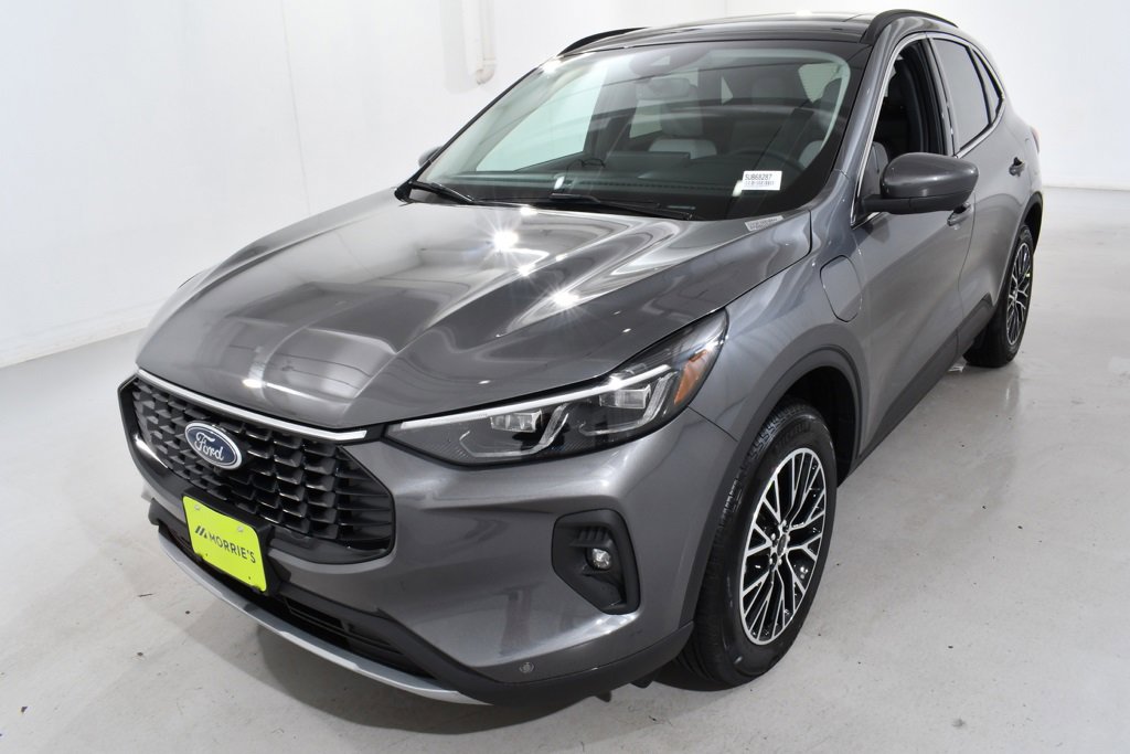 New 2025 Ford Escape SE w/ PHEV Premium Package image 2