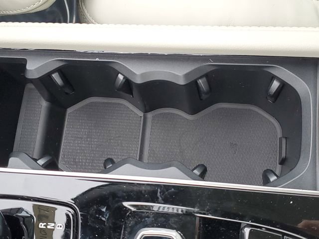 New 2026 Volvo XC90 B6 Ultra w/ Protection Package image 19