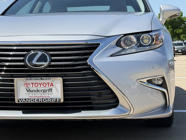 Used 2018 Lexus ES 350 w/ Premier Package image 9