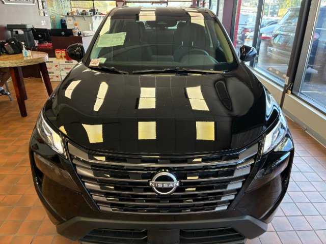 Used 2026 Nissan Rogue SV FWD image 6