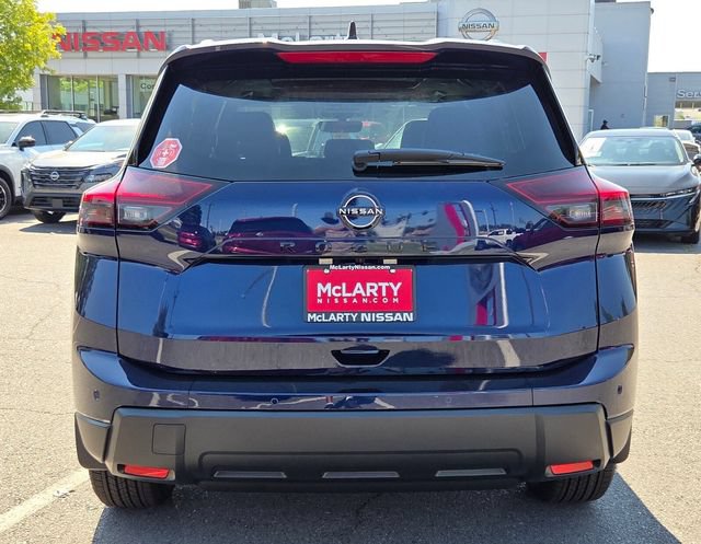 New 2026 Nissan Rogue Dark Armor FWD image 6