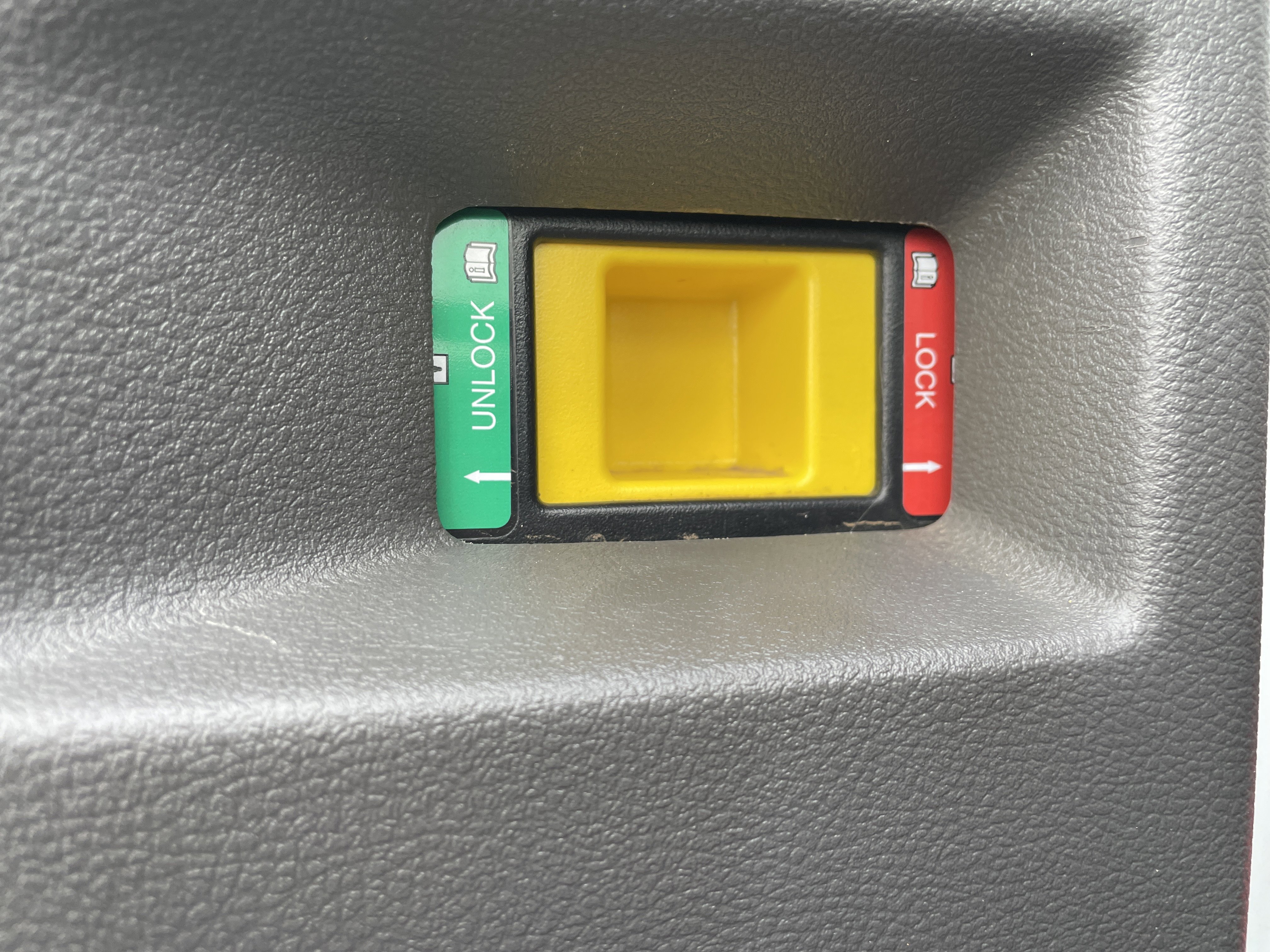 Used 2022 Ford Transit 350 XLT image 27