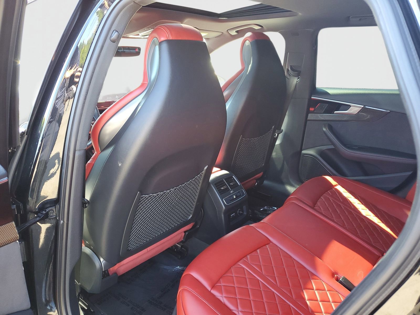 Used 2023 Audi S4 Premium Plus w/ Premium Plus Package AWD/4WD image 14