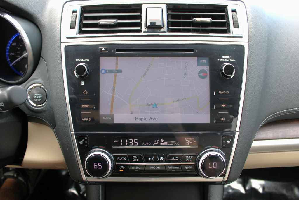 Used 2018 Subaru Outback 2.5i Limited AWD/4WD image 13
