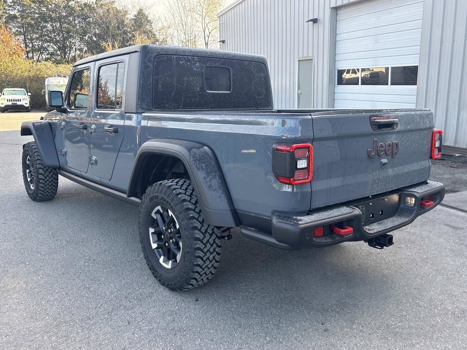 New 2026 Jeep Gladiator Rubicon w/ Safety Group AWD/4WD image 7