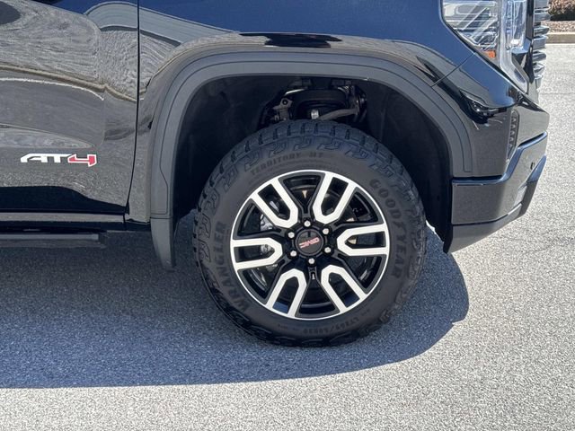 Used 2023 GMC Sierra 1500 AT4 w/ AT4 Premium Package AWD/4WD image 8