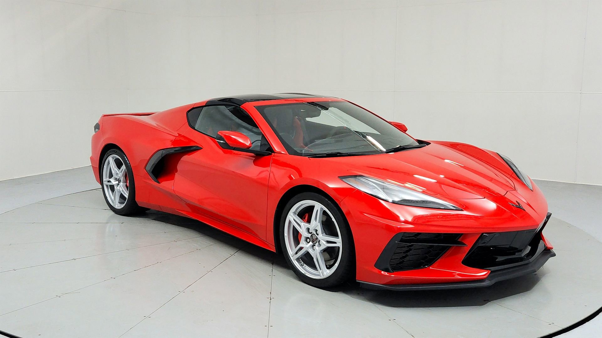 Used 2022 Chevrolet Corvette Stingray Preferred Cpe w/ Body-Color Dual Roof Package RWD image 7